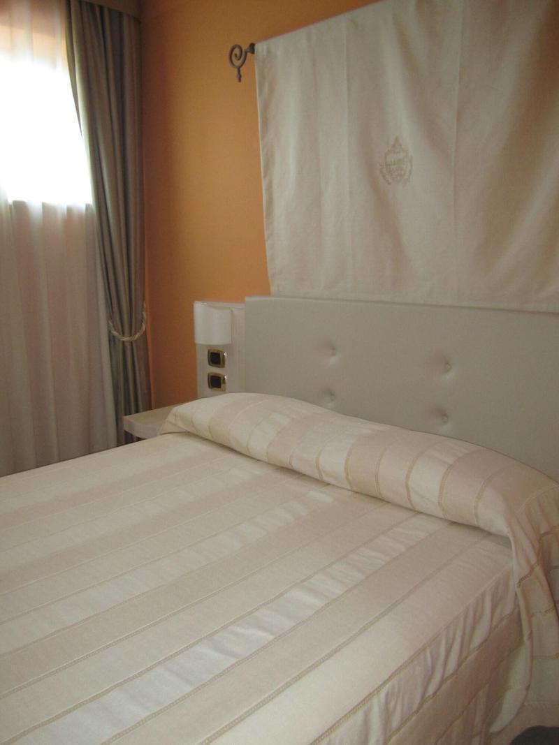 Palazzo Reginella Aparthotel Bovalino Marina Luaran gambar